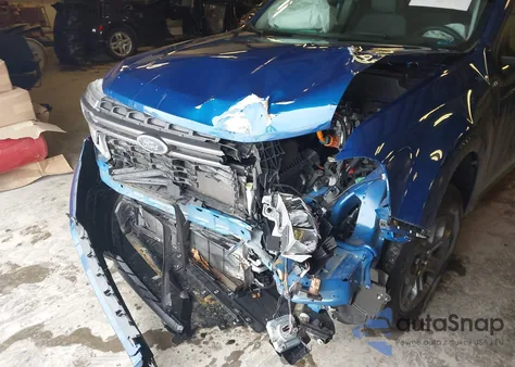 2024 Ford Maverick Xlt z USA, uszkodzony, nr VIN 3FTTW8H36RRB06619